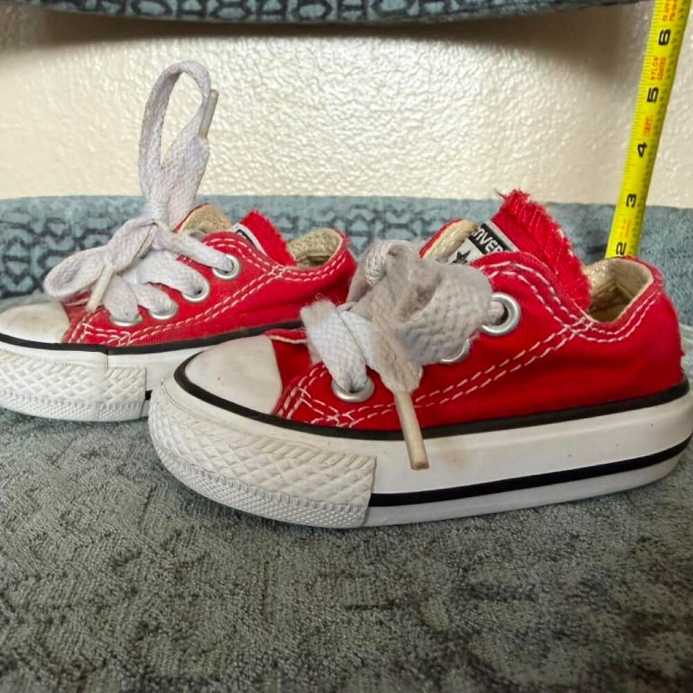 Converse Men's Red Trainers